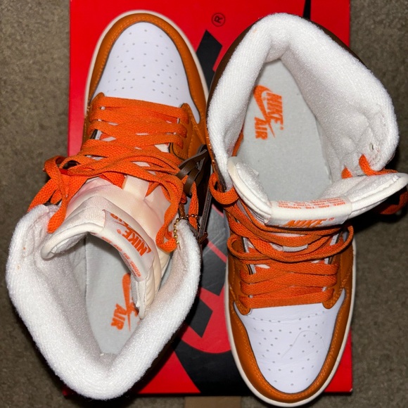 Jordan 1 retro high OG - starfish - Picture 4 of 5